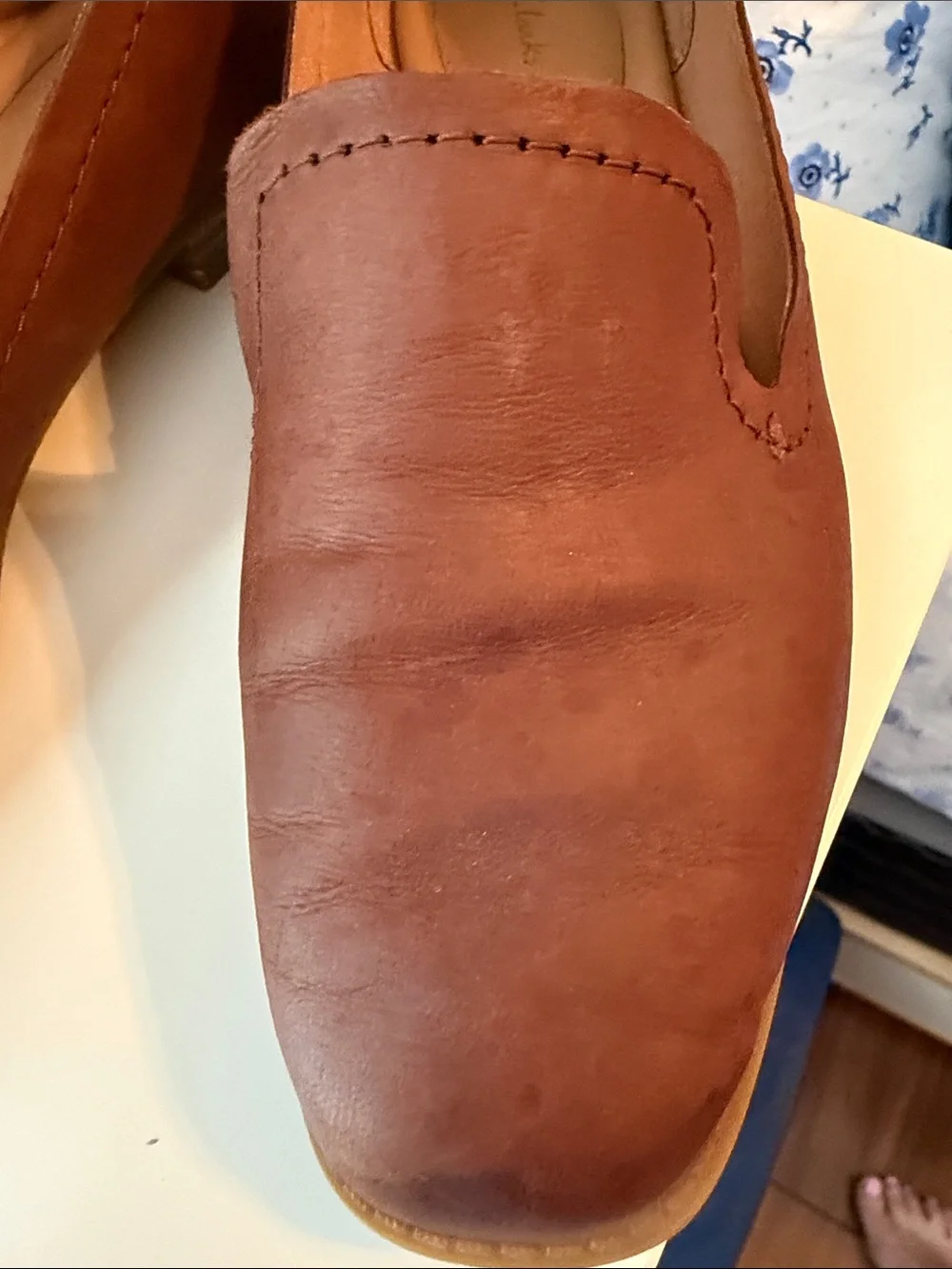 Clarks Chestnut Brown Suede Leather Slip-On Loafers 9 wide